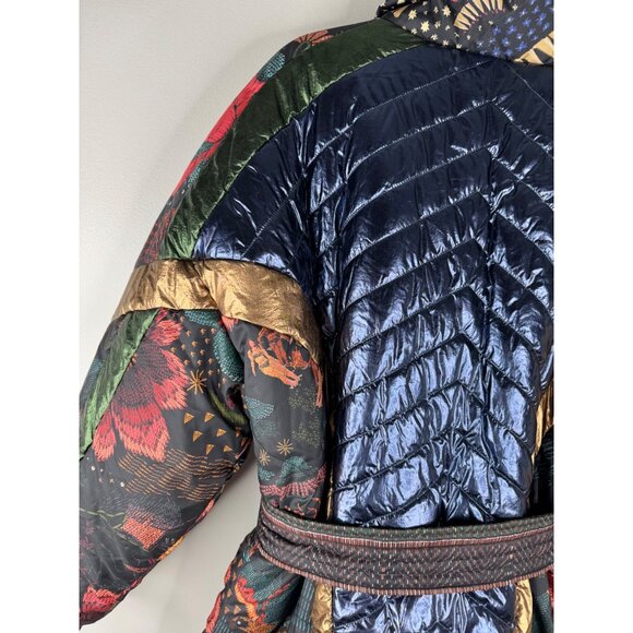 FARM Rio Black Wild Bananas Metallic Reversible puffer Jacket Belt Size L NWT - Picture 9 of 13